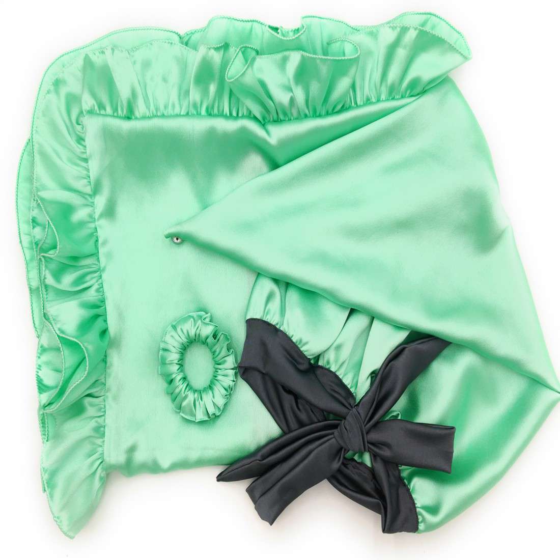6 Reasons to use Satin or Mulberry Silk to protect your hair