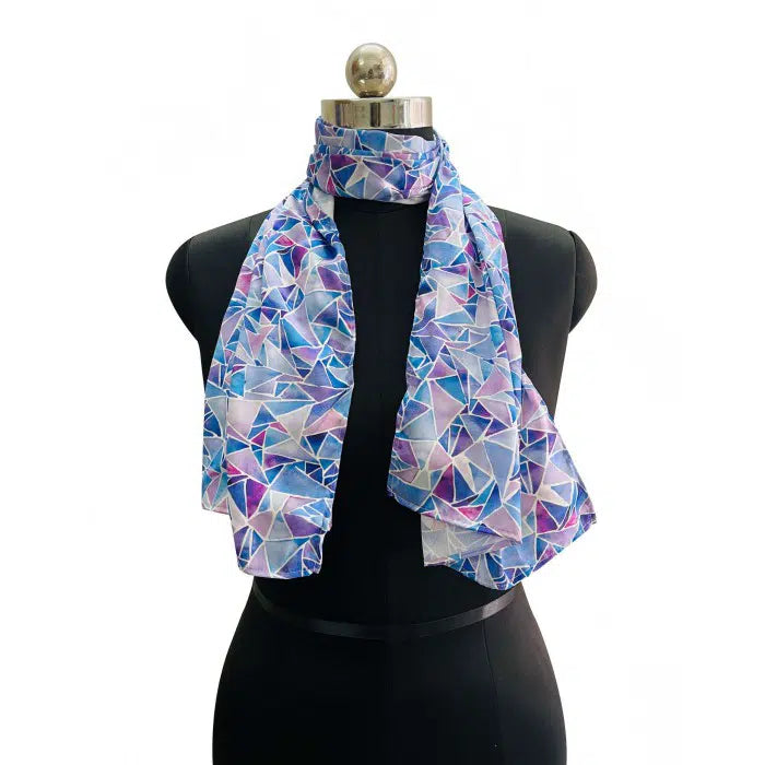 Fashionable Scarves That You Can Gift Your Loved One