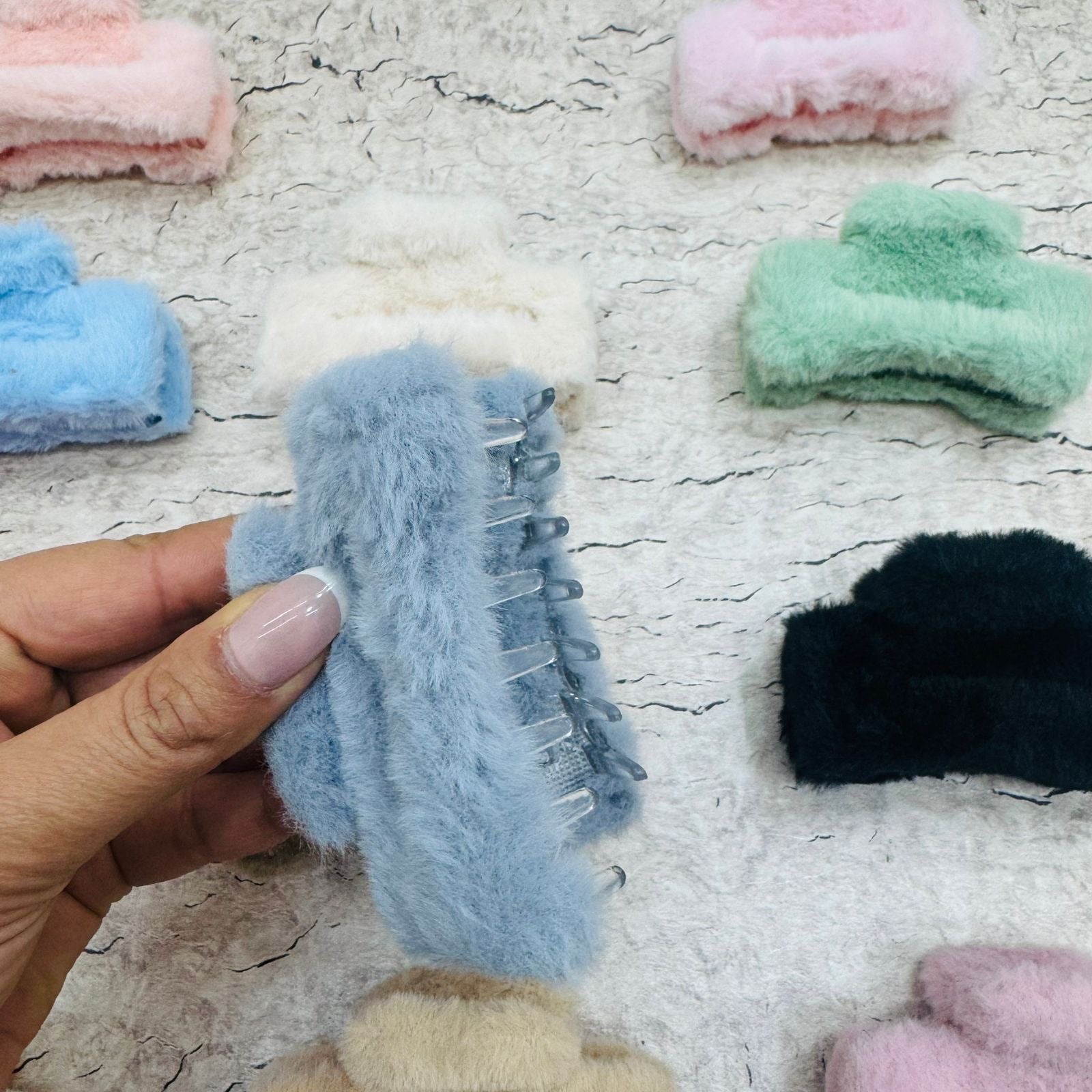 FUR CLAW CLIP - Hair Love India