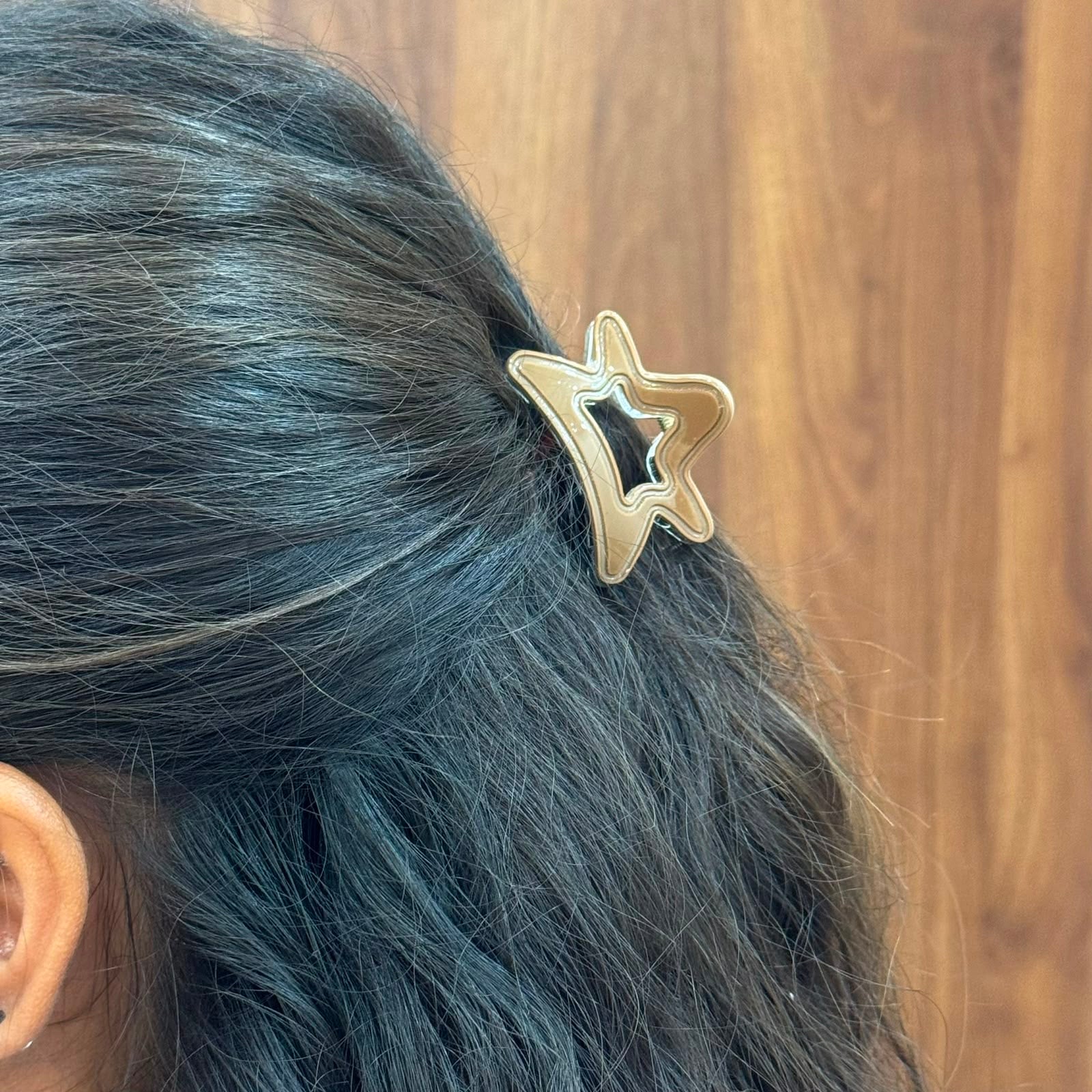 Doodle Glossy Acrylic Star Clip