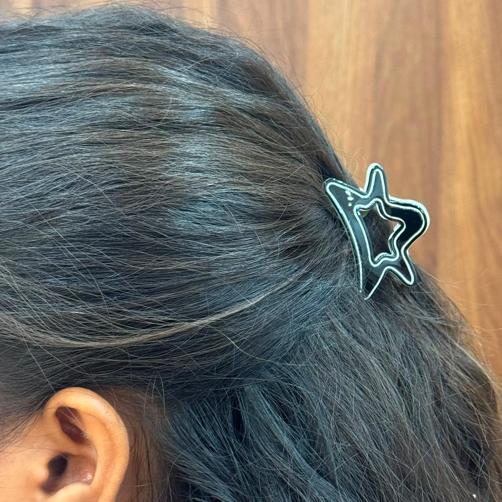 Doodle Glossy Acrylic Star Clip