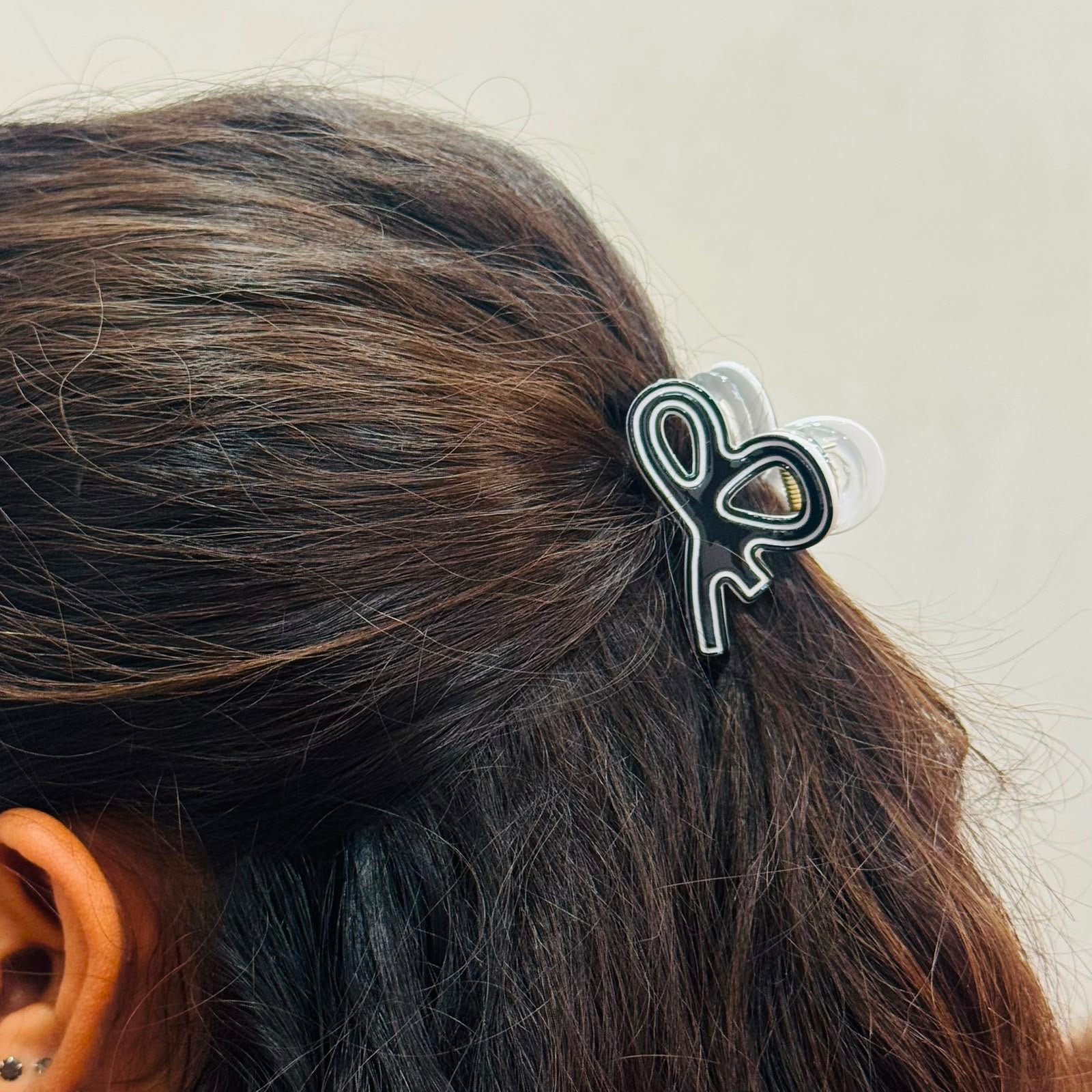 Doodle Glossy Acrylic Bow Clip