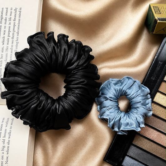 Curly Pineapple Scrunchie Mulberry Silk  | 22 Momme | Charmeuse Weave | Silk Mark Certified