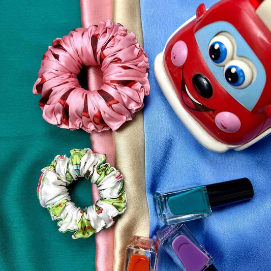 Curly Pineapple Scrunchie Printed Satin – Random Print Hair Love India